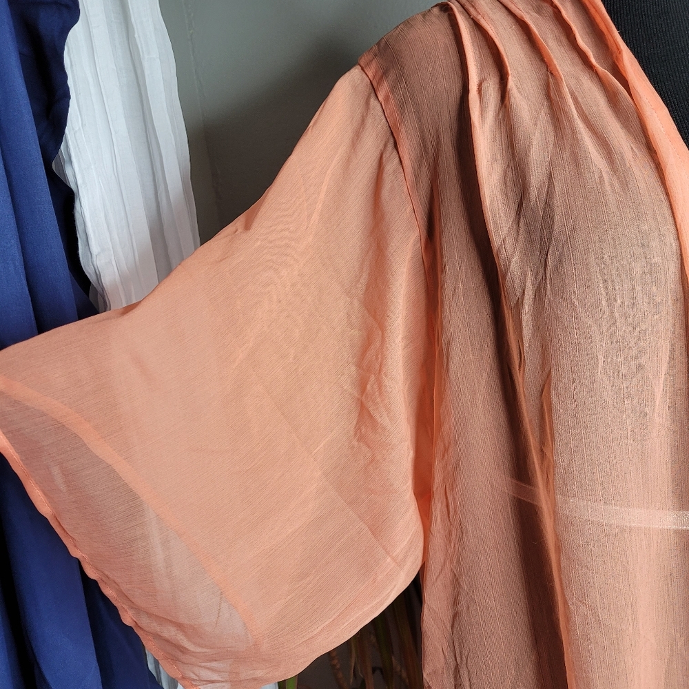 BCBGENERATION KIMONO ROBE - Picture 3 of 7